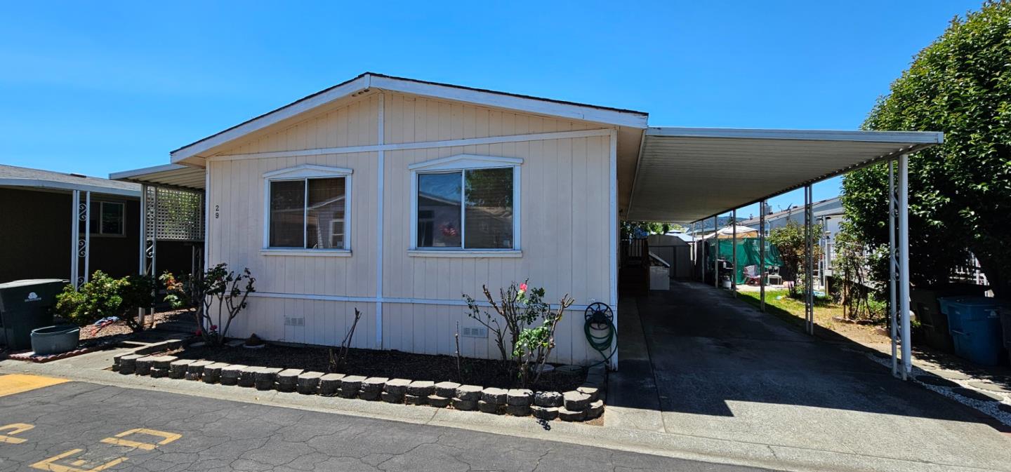 Detail Gallery Image 2 of 19 For 500 W 10th St #29,  Gilroy,  CA 95020 - 2 Beds | 2 Baths