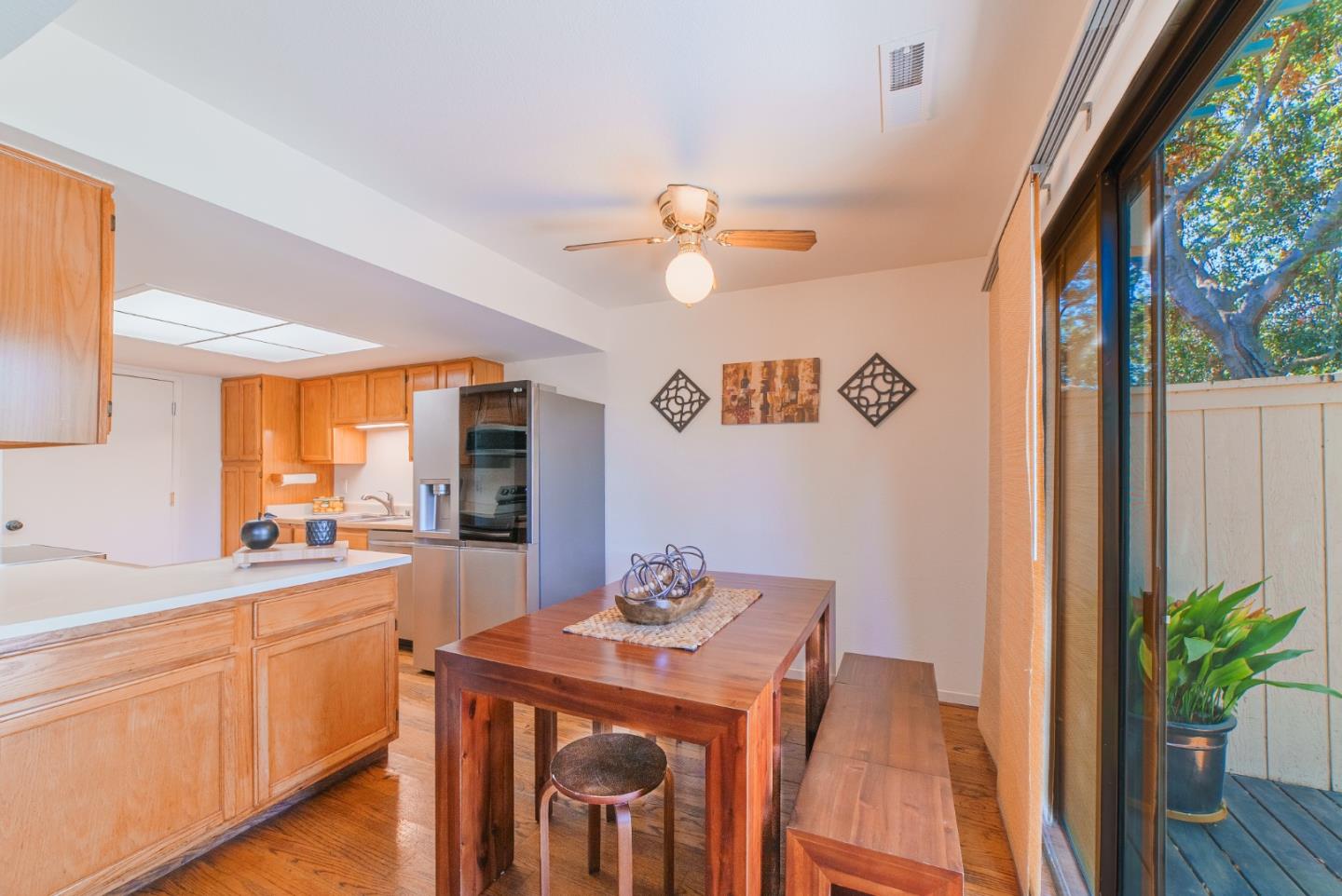 Detail Gallery Image 9 of 23 For 444 Sherwood Ct, Watsonville,  CA 95076 - 2 Beds | 2/1 Baths