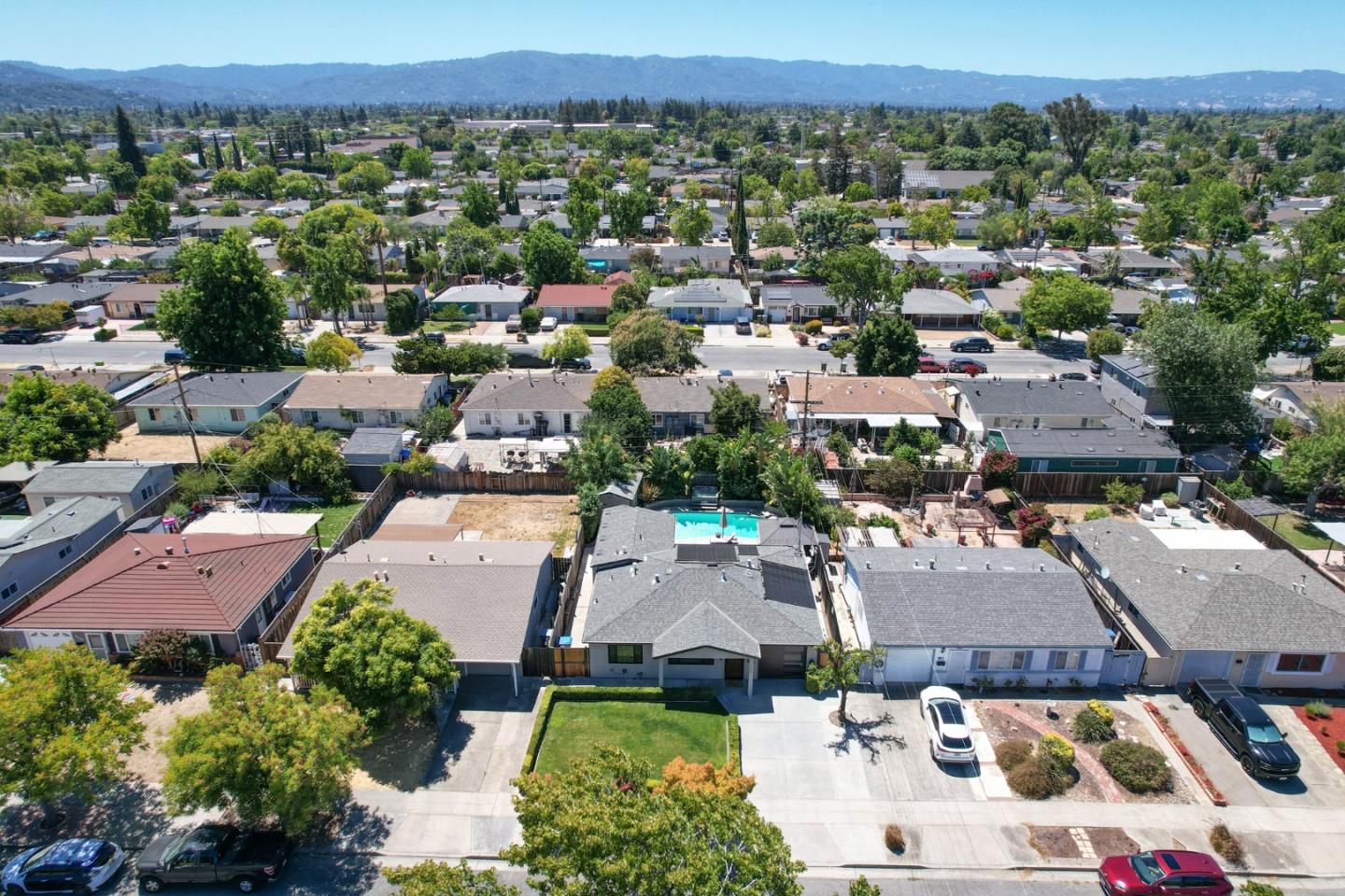 Detail Gallery Image 45 of 79 For 3101 Julio Ave, San Jose,  CA 95124 - 4 Beds | 2 Baths