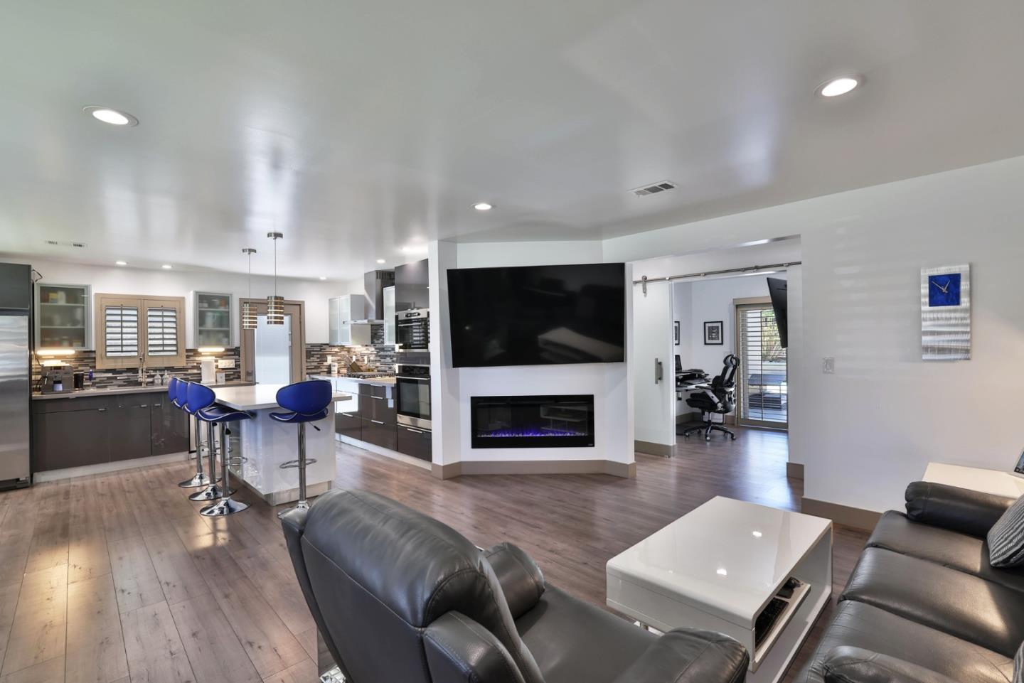 Detail Gallery Image 6 of 79 For 3101 Julio Ave, San Jose,  CA 95124 - 4 Beds | 2 Baths