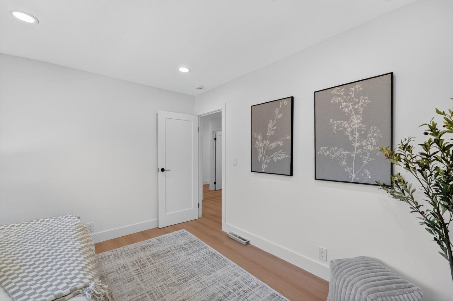 Detail Gallery Image 27 of 31 For 6392 Farm Hill Way, San Jose,  CA 95120 - 3 Beds | 2 Baths