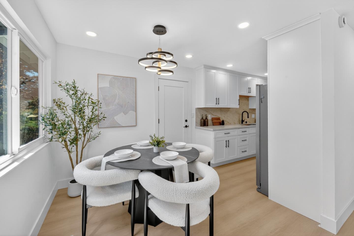 Detail Gallery Image 8 of 31 For 6392 Farm Hill Way, San Jose,  CA 95120 - 3 Beds | 2 Baths