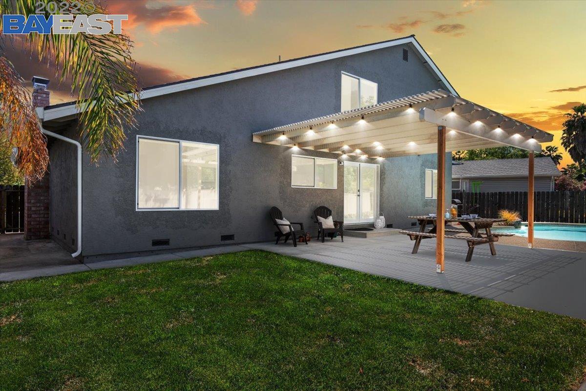 Detail Gallery Image 16 of 26 For 21 Lisa Ct, Brentwood,  CA 94513 - 4 Beds | 3 Baths
