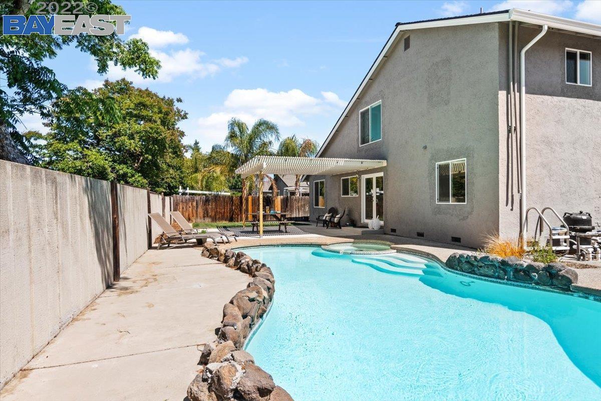 Detail Gallery Image 18 of 26 For 21 Lisa Ct, Brentwood,  CA 94513 - 4 Beds | 3 Baths