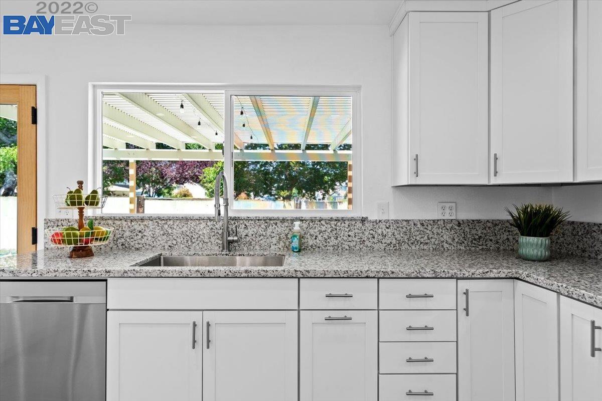Detail Gallery Image 7 of 26 For 21 Lisa Ct, Brentwood,  CA 94513 - 4 Beds | 3 Baths