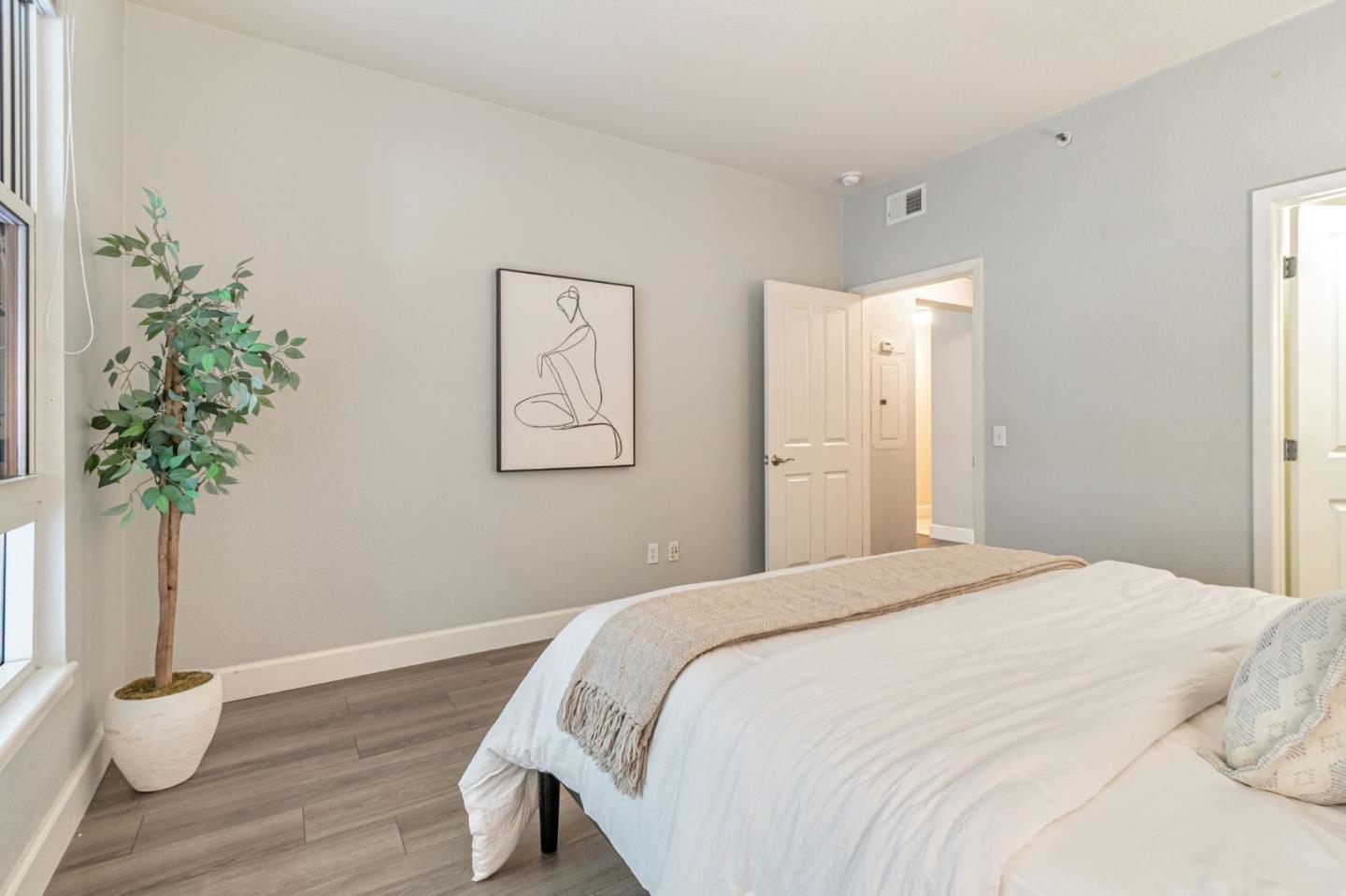 Detail Gallery Image 21 of 47 For 20488 Stevens Creek Blvd #1118,  Cupertino,  CA 95014 - 1 Beds | 1 Baths