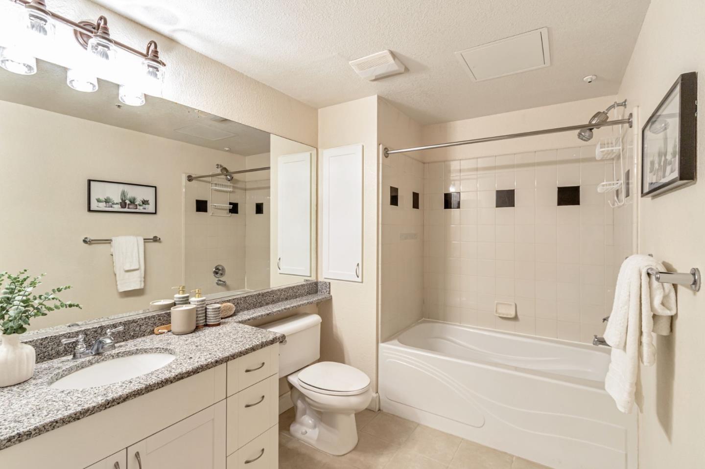 Detail Gallery Image 23 of 47 For 20488 Stevens Creek Blvd #1118,  Cupertino,  CA 95014 - 1 Beds | 1 Baths