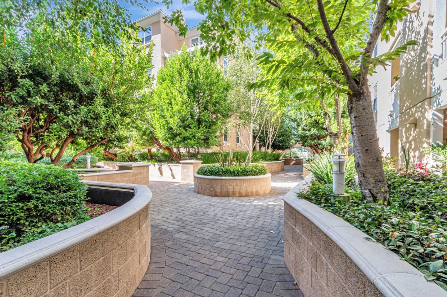 Detail Gallery Image 29 of 47 For 20488 Stevens Creek Blvd #1118,  Cupertino,  CA 95014 - 1 Beds | 1 Baths