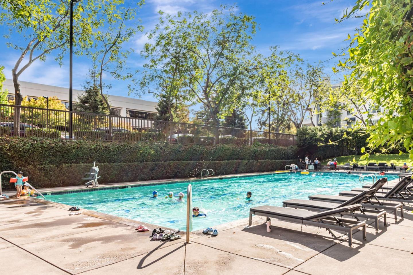 Detail Gallery Image 32 of 47 For 20488 Stevens Creek Blvd #1118,  Cupertino,  CA 95014 - 1 Beds | 1 Baths