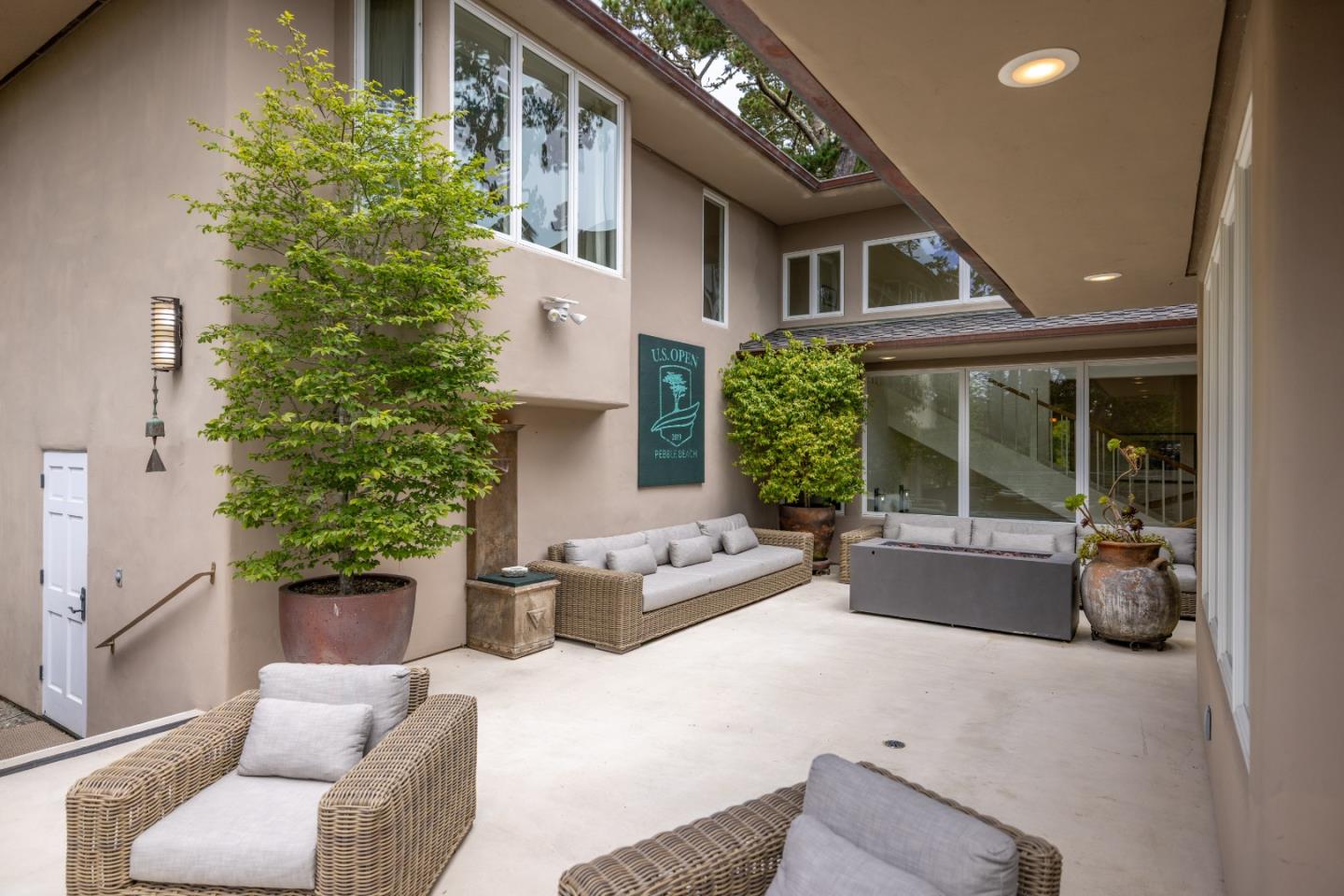 Detail Gallery Image 27 of 33 For 4043 Costado Rd, Pebble Beach,  CA 93953 - 4 Beds | 3/1 Baths
