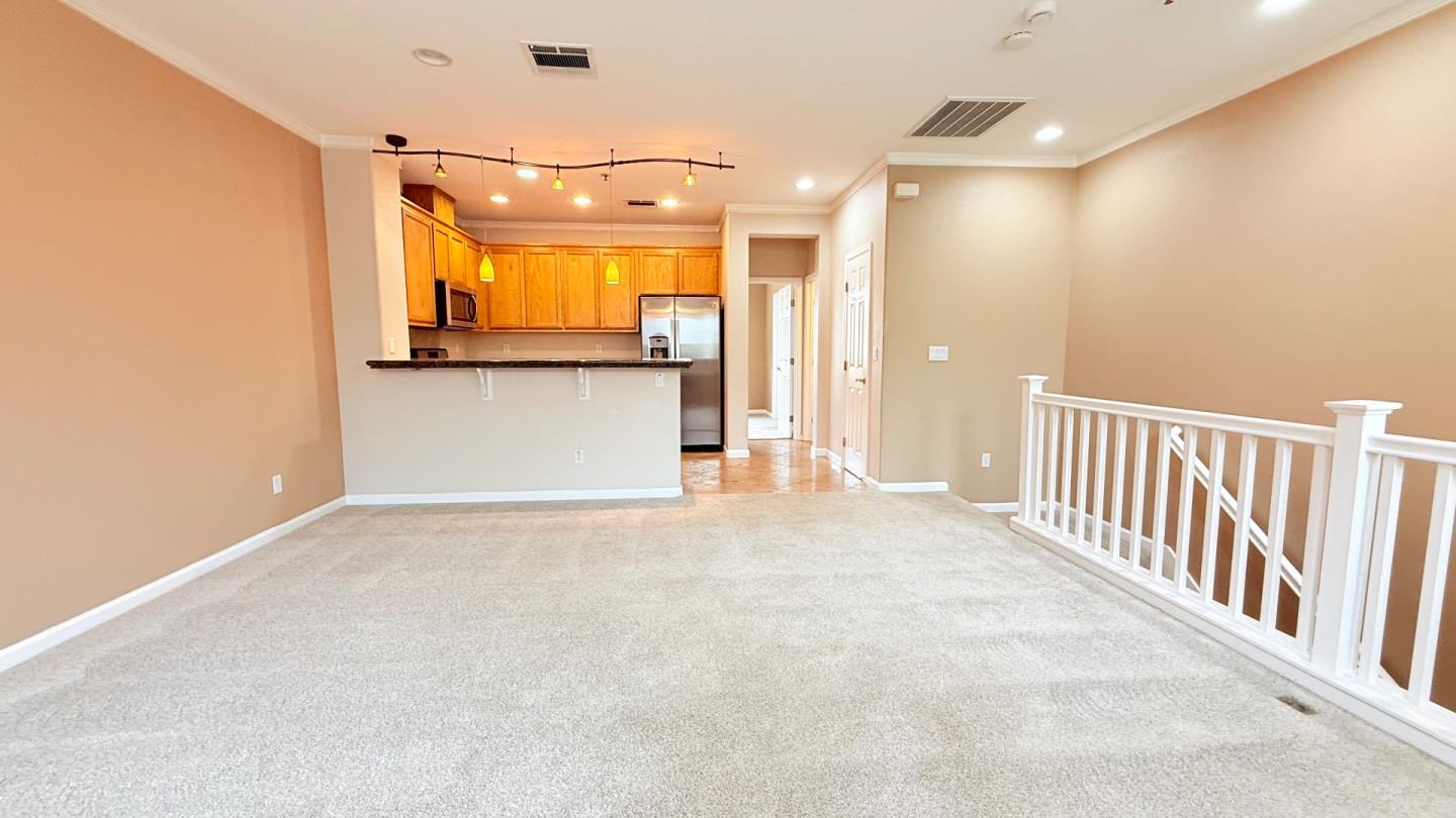 Detail Gallery Image 11 of 26 For 1031 Santa Rosa Ct, Watsonville,  CA 95076 - 2 Beds | 2 Baths