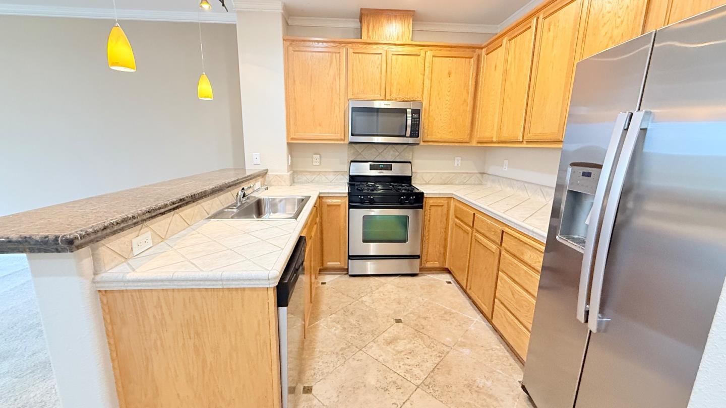 Detail Gallery Image 14 of 26 For 1031 Santa Rosa Ct, Watsonville,  CA 95076 - 2 Beds | 2 Baths