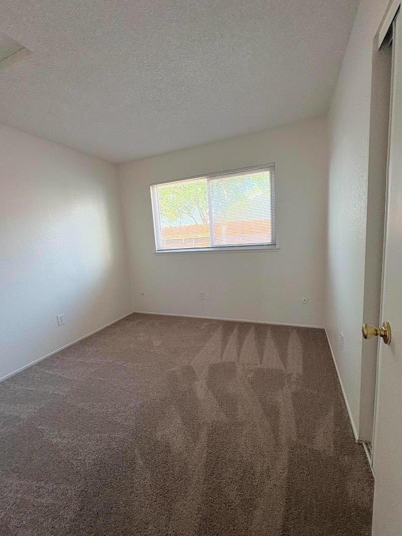 Detail Gallery Image 10 of 15 For 3765 Samos Way, Sacramento,  CA 95823 - 4 Beds | 2 Baths
