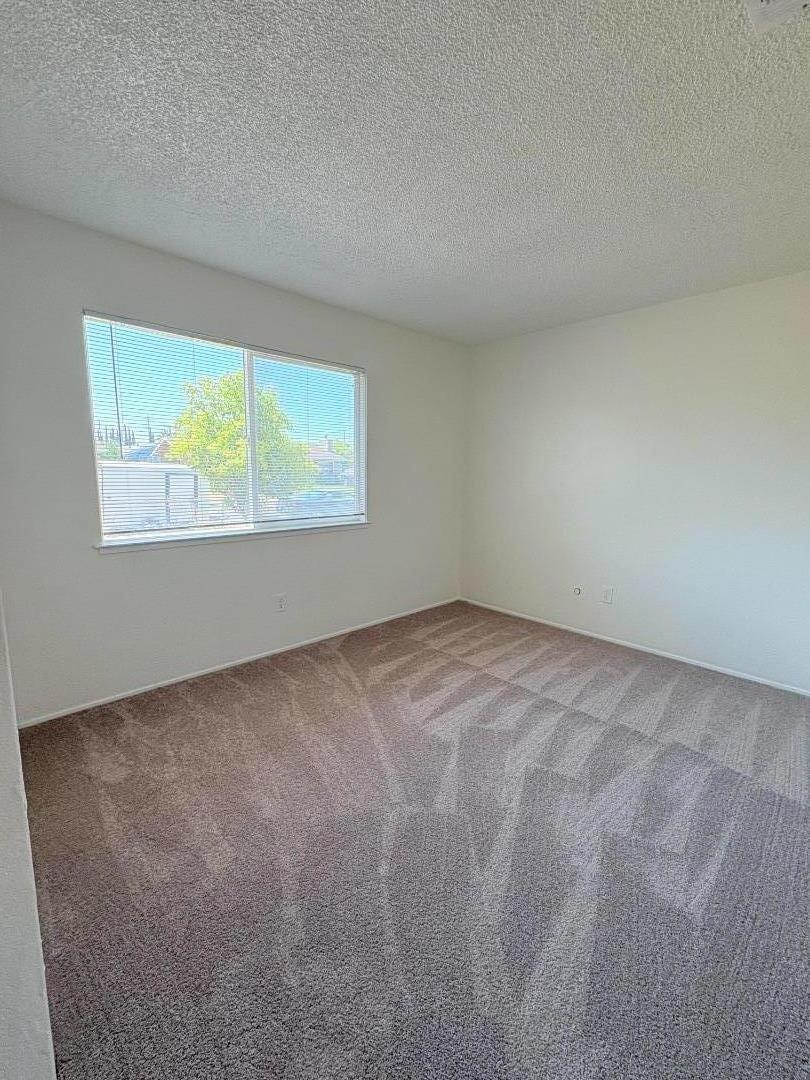 Detail Gallery Image 9 of 15 For 3765 Samos Way, Sacramento,  CA 95823 - 4 Beds | 2 Baths