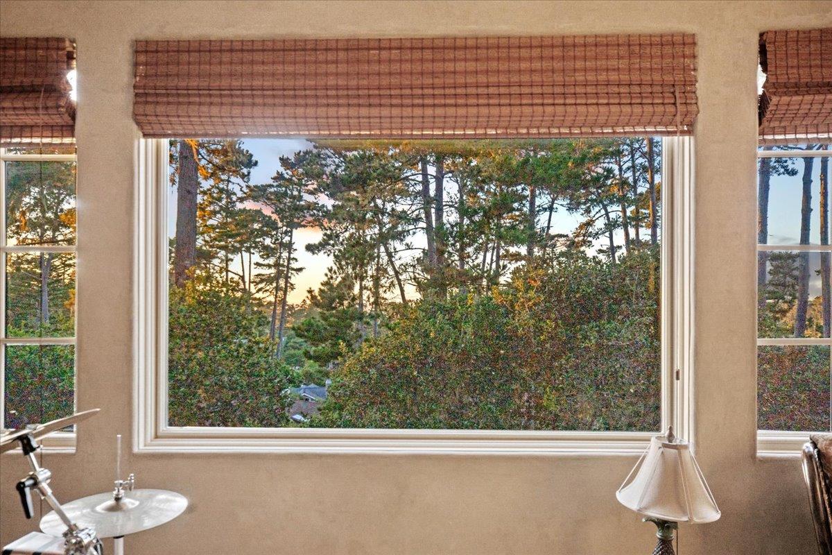 Detail Gallery Image 27 of 38 For 2970 Congress Road, Pebble Beach,  CA 93953 - 4 Beds | 3/1 Baths