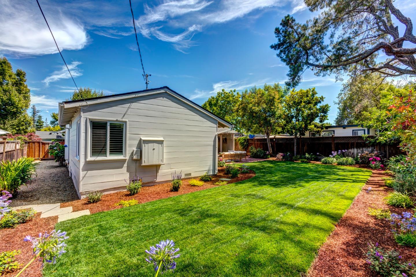 Detail Gallery Image 24 of 29 For 2628 Delaware Ave, Redwood City,  CA 94061 - 4 Beds | 2 Baths