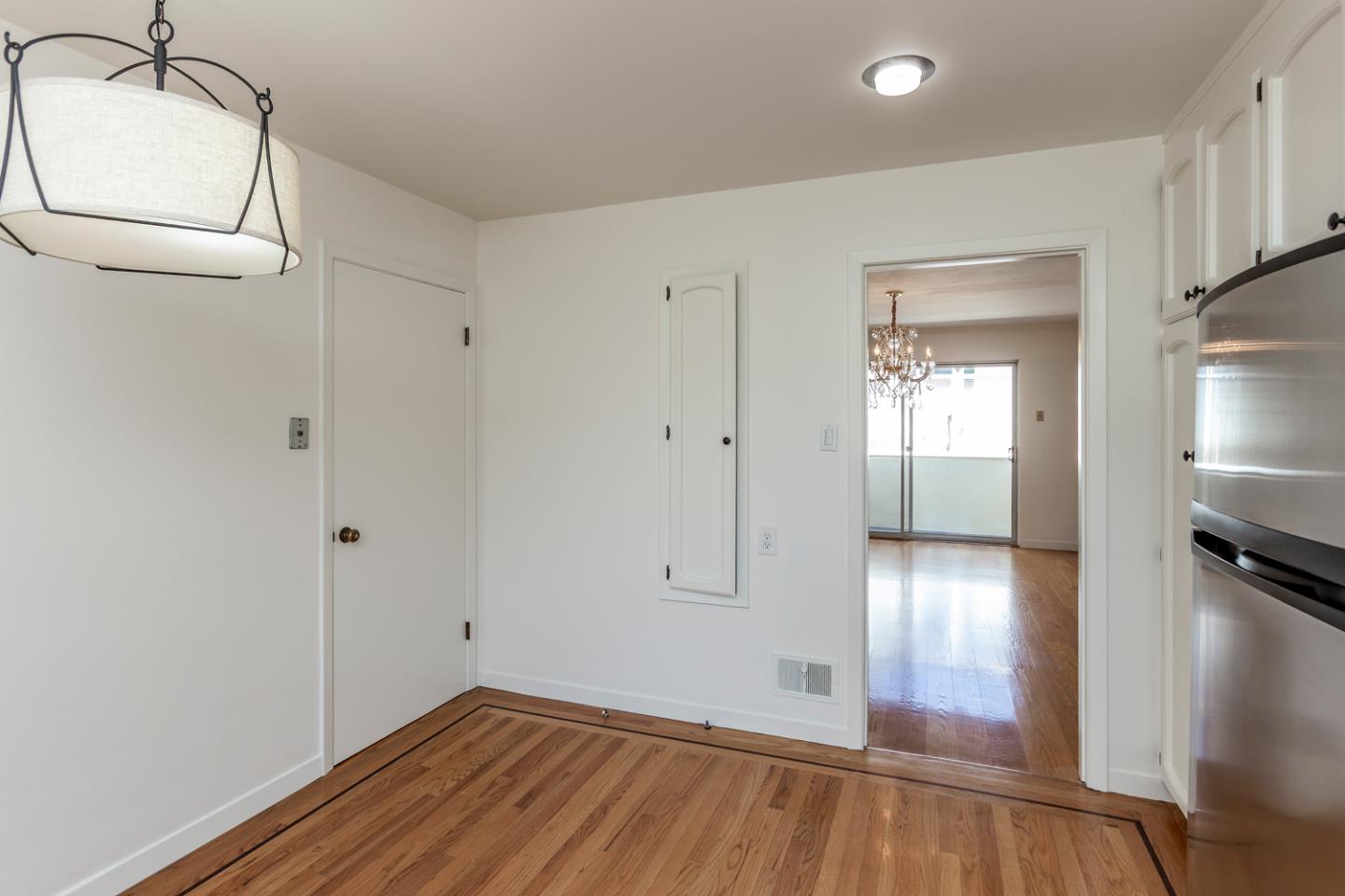 Detail Gallery Image 13 of 30 For 525 Colgate Way, San Mateo,  CA 94402 - 3 Beds | 2 Baths