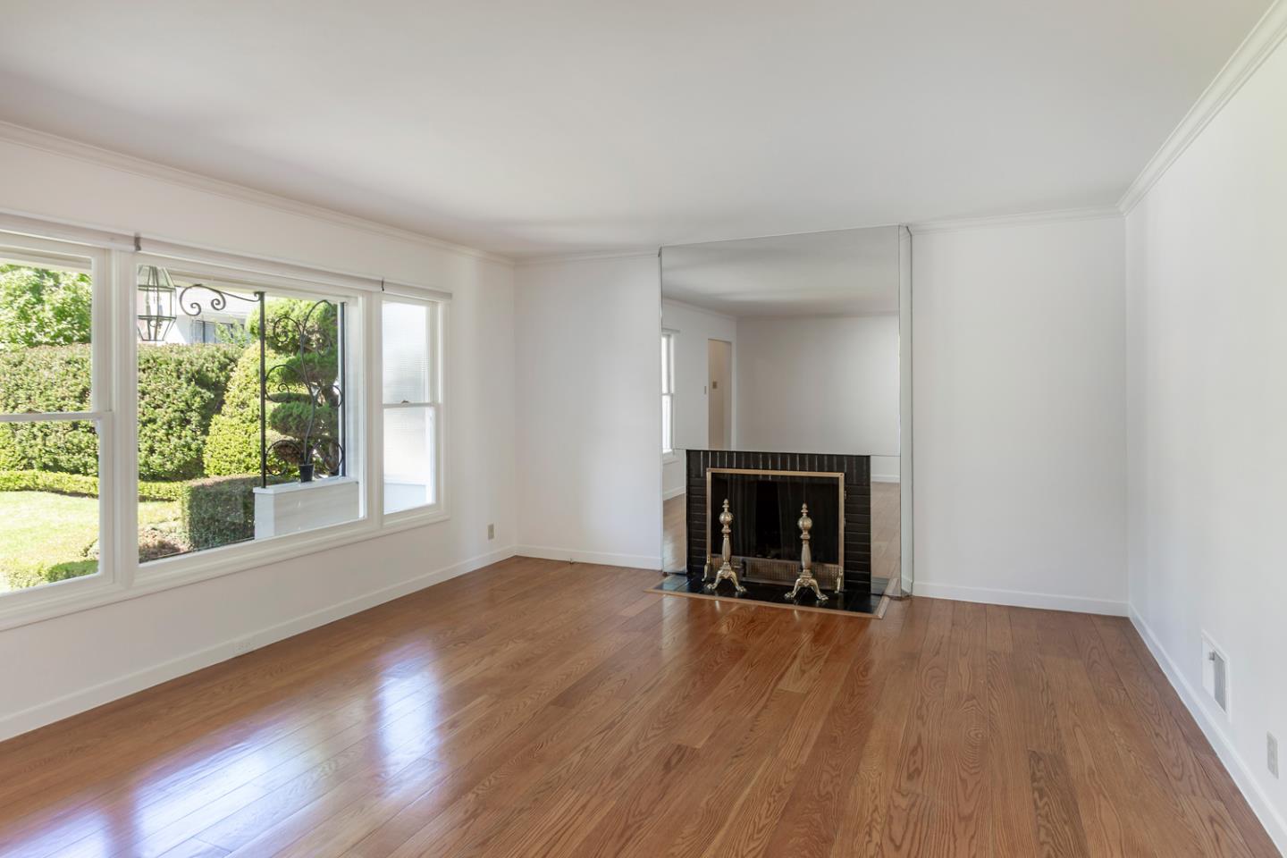 Detail Gallery Image 5 of 30 For 525 Colgate Way, San Mateo,  CA 94402 - 3 Beds | 2 Baths