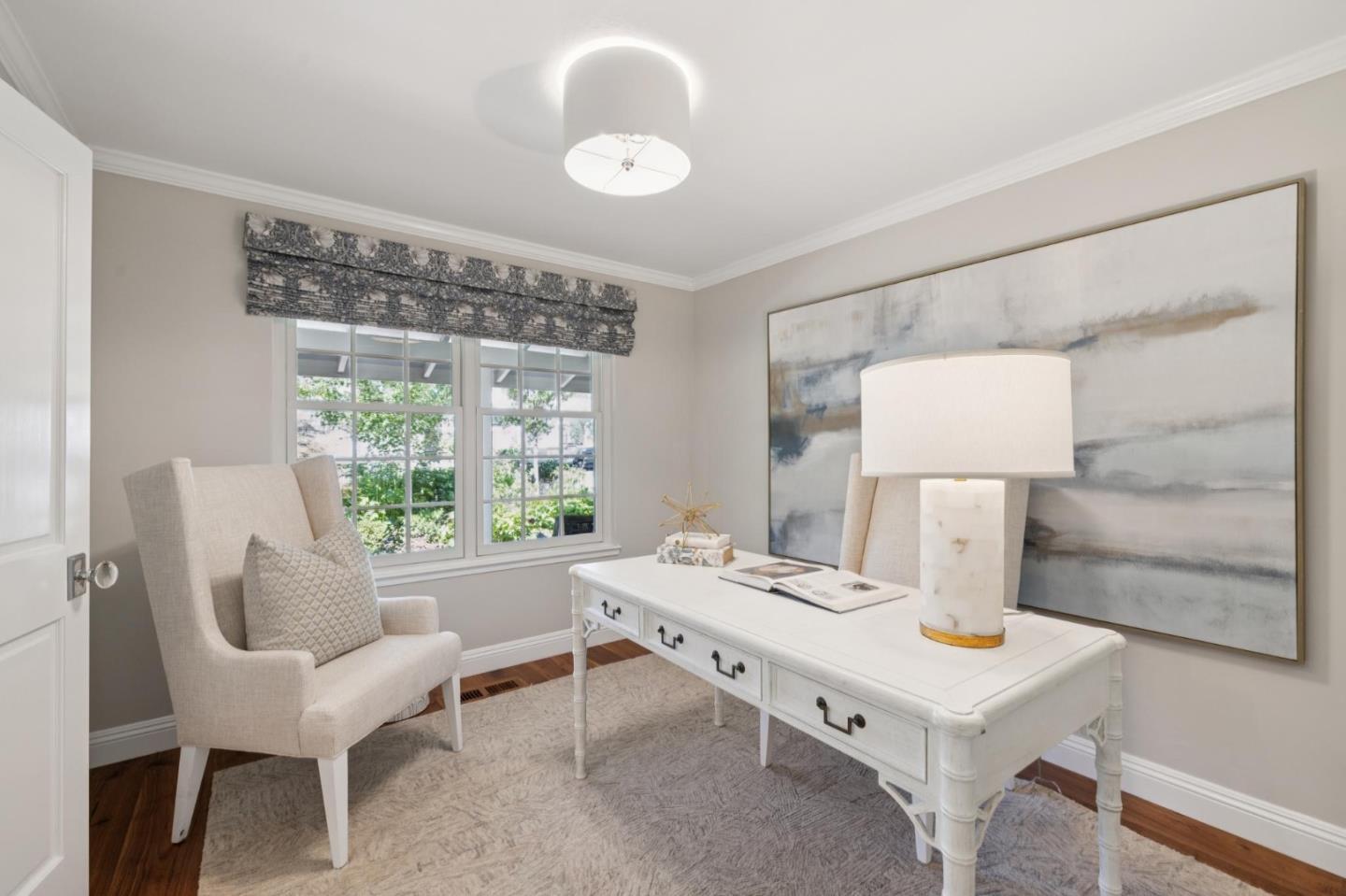 Detail Gallery Image 12 of 42 For 1 Hampton Ct, Los Altos,  CA 94022 - 4 Beds | 2/1 Baths