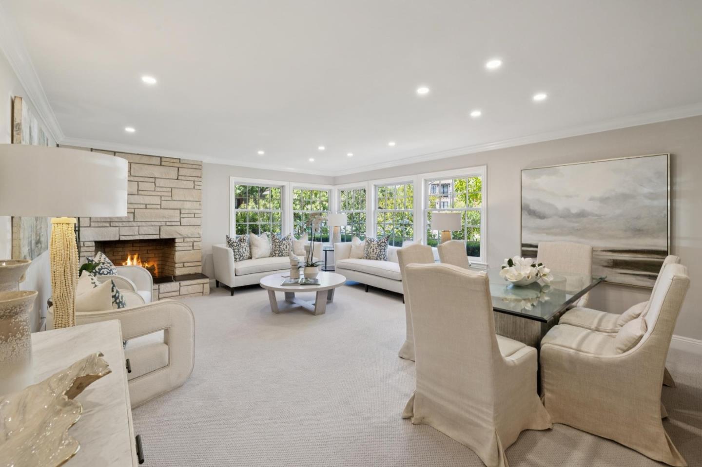 Detail Gallery Image 8 of 42 For 1 Hampton Ct, Los Altos,  CA 94022 - 4 Beds | 2/1 Baths