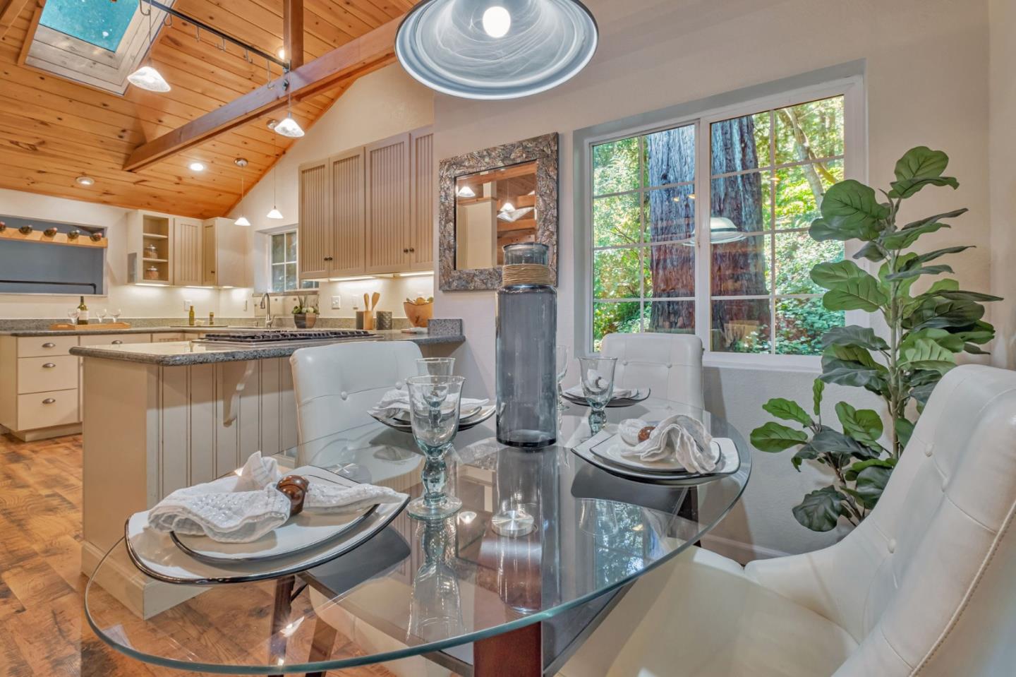 Detail Gallery Image 12 of 56 For 370 Fall Creek Dr, Felton,  CA 95018 - 3 Beds | 2 Baths