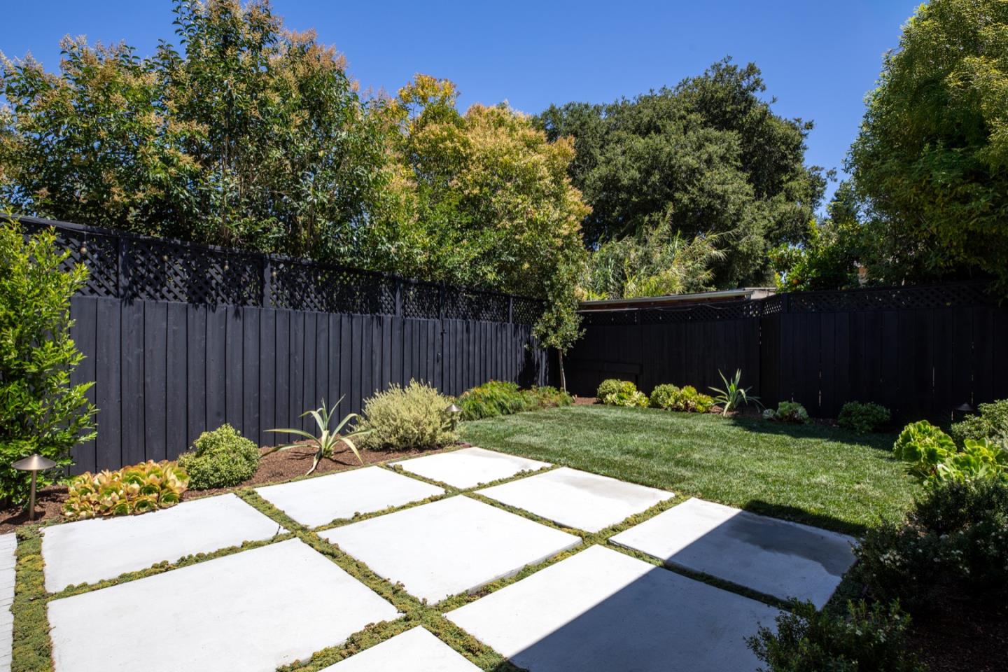 Detail Gallery Image 14 of 16 For 1031 Timothy Ln, Menlo Park,  CA 94025 - 2 Beds | 1/1 Baths