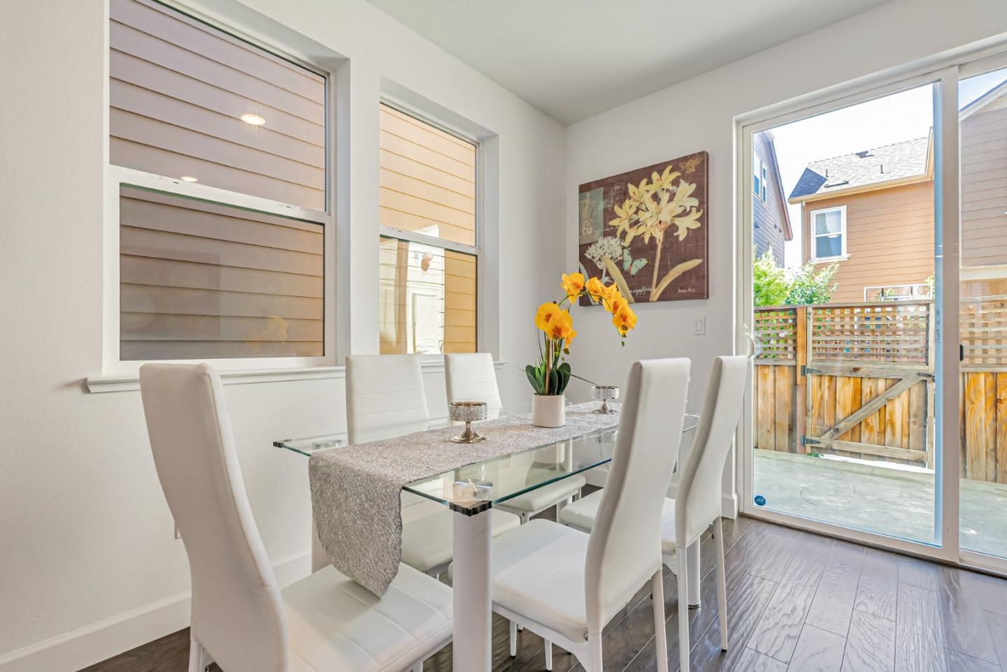 Detail Gallery Image 20 of 51 For 1861 Shasta Ln, Hercules,  CA 94547 - 4 Beds | 2/1 Baths