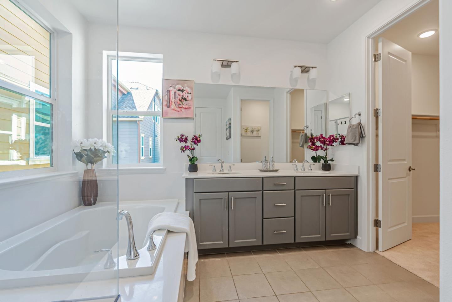 Detail Gallery Image 32 of 51 For 1861 Shasta Ln, Hercules,  CA 94547 - 4 Beds | 2/1 Baths