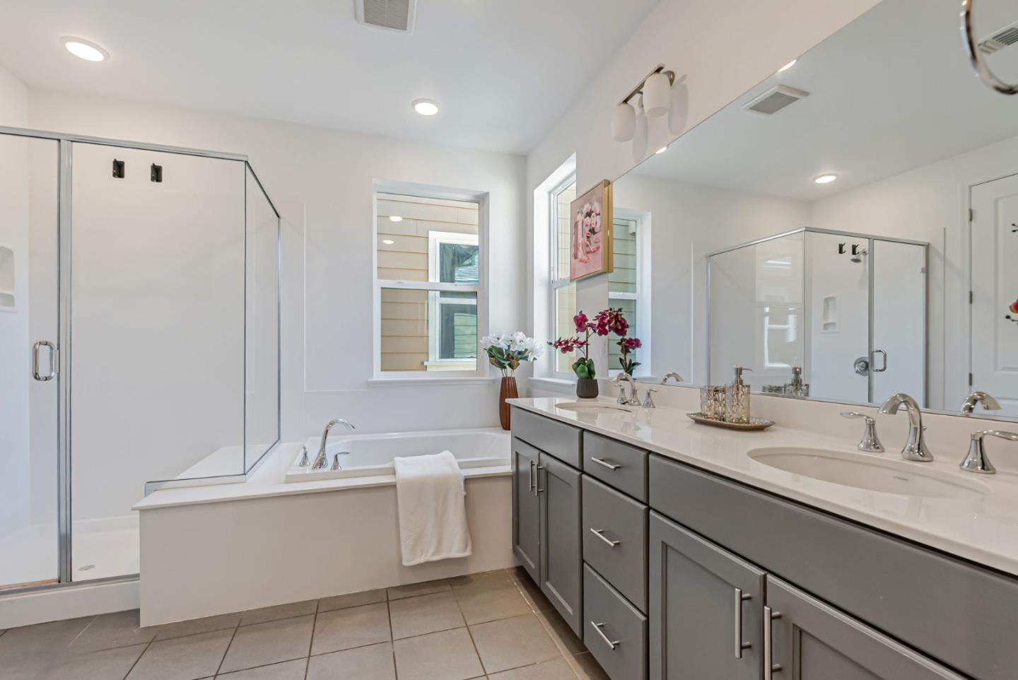 Detail Gallery Image 34 of 51 For 1861 Shasta Ln, Hercules,  CA 94547 - 4 Beds | 2/1 Baths