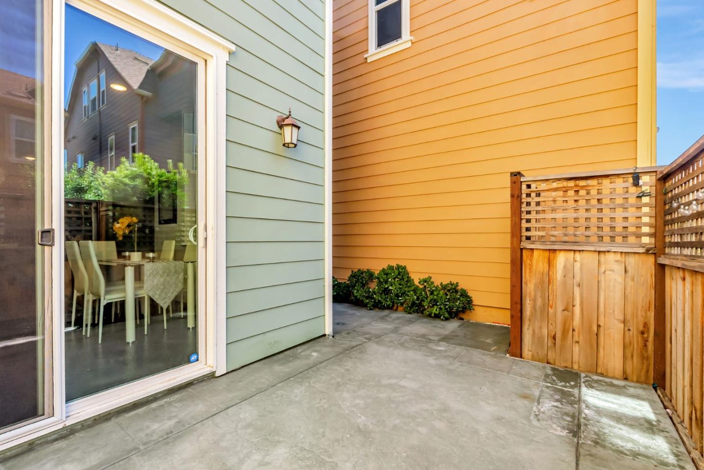 Detail Gallery Image 41 of 51 For 1861 Shasta Ln, Hercules,  CA 94547 - 4 Beds | 2/1 Baths