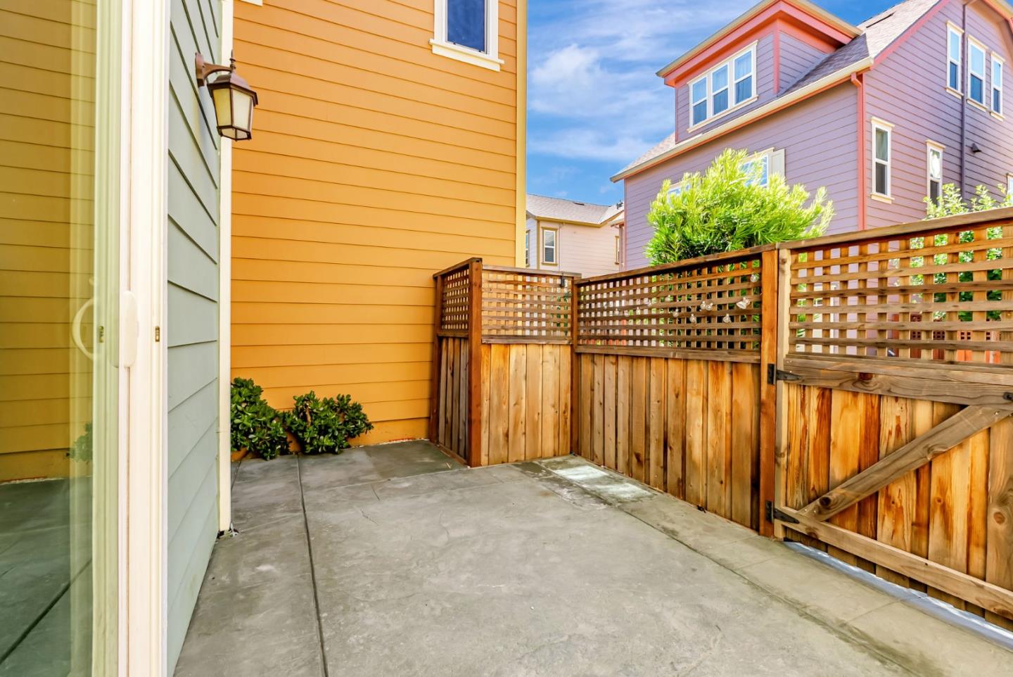 Detail Gallery Image 42 of 51 For 1861 Shasta Ln, Hercules,  CA 94547 - 4 Beds | 2/1 Baths