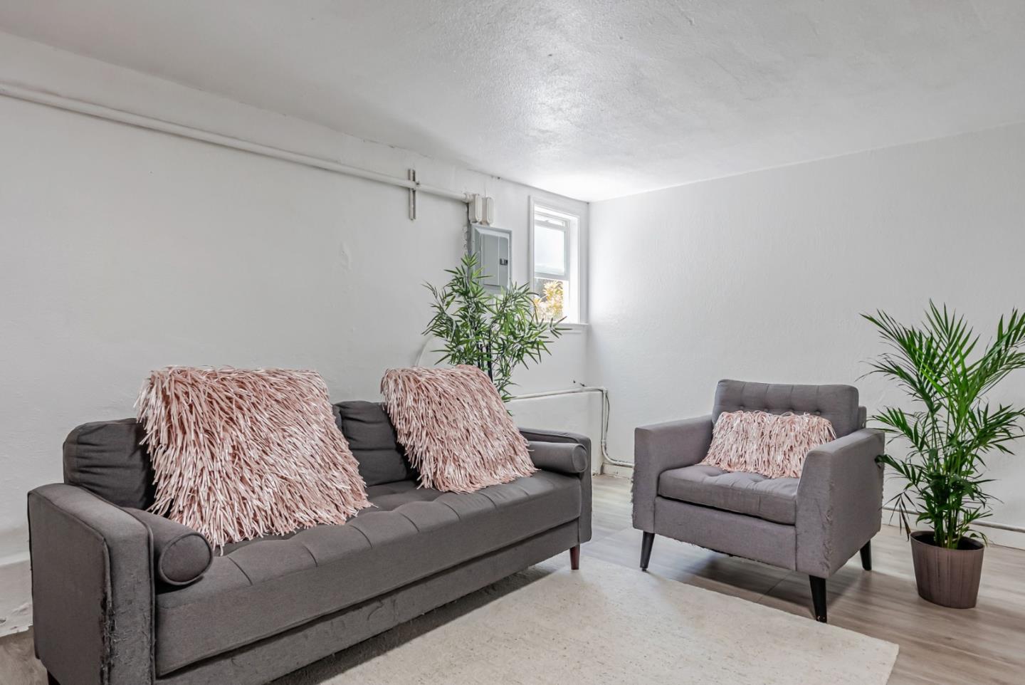 Detail Gallery Image 10 of 44 For 604 Key Blvd, Richmond,  CA 94805 - 3 Beds | 2 Baths