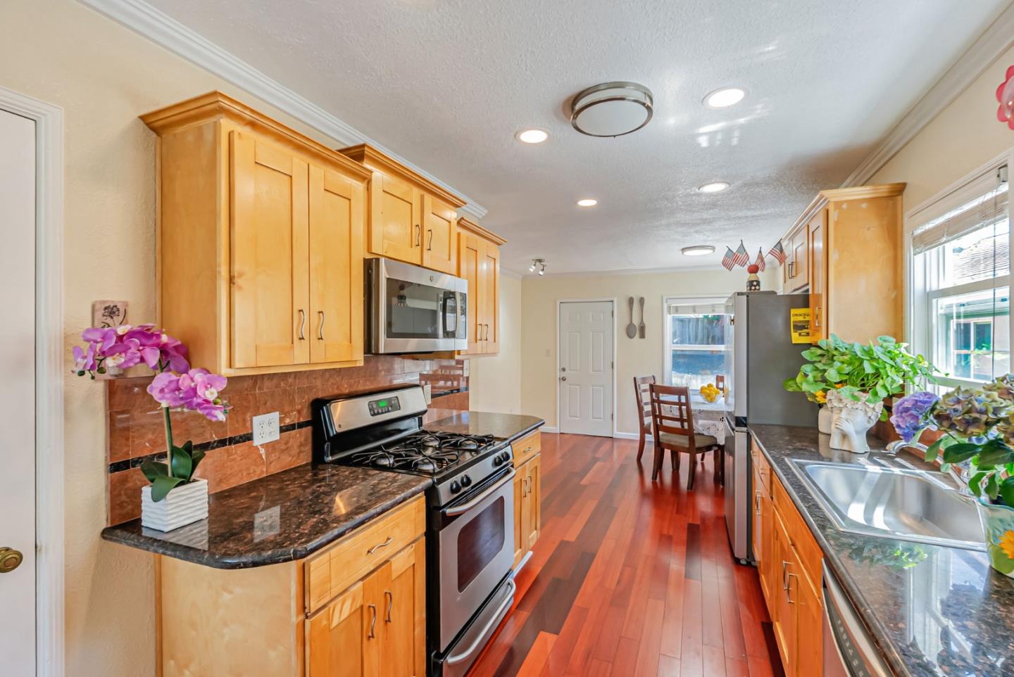 Detail Gallery Image 16 of 44 For 604 Key Blvd, Richmond,  CA 94805 - 3 Beds | 2 Baths