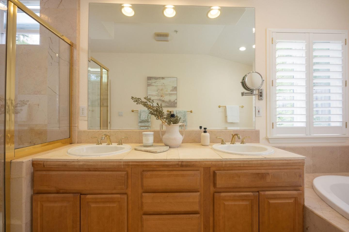 Detail Gallery Image 22 of 46 For 590 Miramar Dr, Half Moon Bay,  CA 94019 - 4 Beds | 3/1 Baths