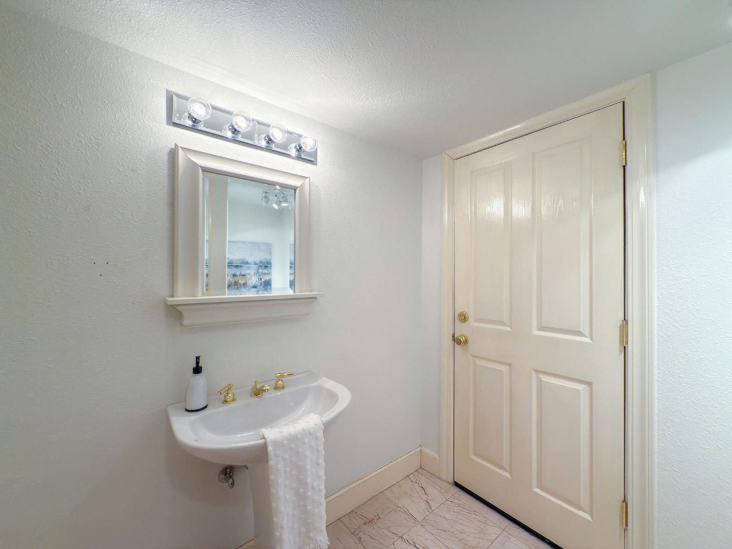 Detail Gallery Image 38 of 46 For 590 Miramar Dr, Half Moon Bay,  CA 94019 - 4 Beds | 3/1 Baths