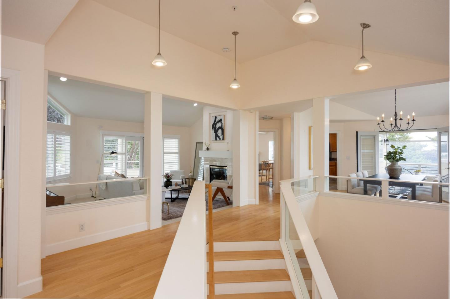 Detail Gallery Image 9 of 46 For 590 Miramar Dr, Half Moon Bay,  CA 94019 - 4 Beds | 3/1 Baths