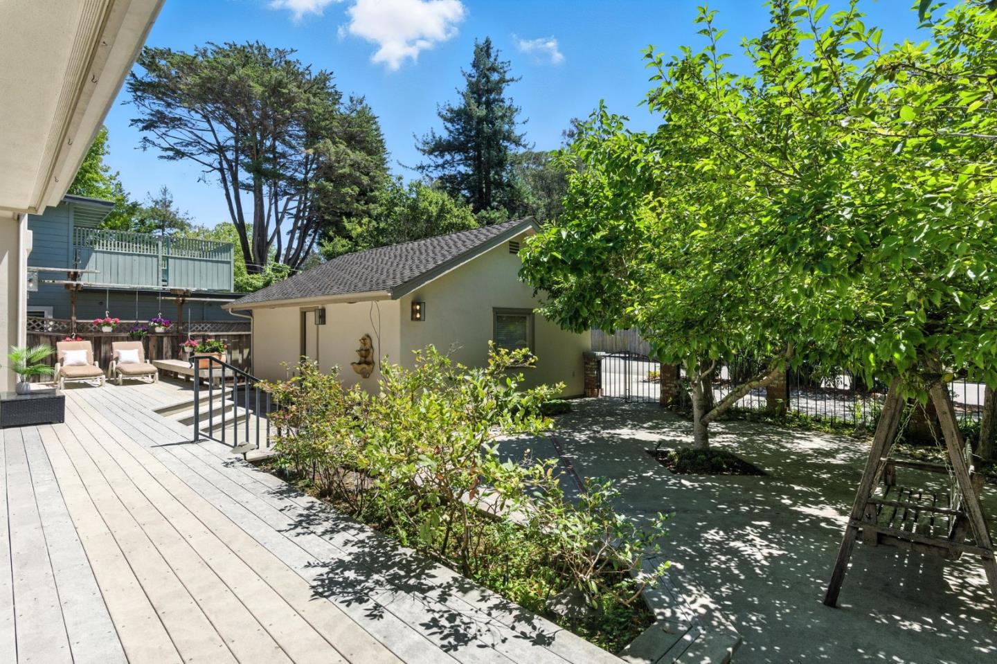 Detail Gallery Image 23 of 27 For 890 Pinetree Ln, Aptos,  CA 95003 - 3 Beds | 2/1 Baths