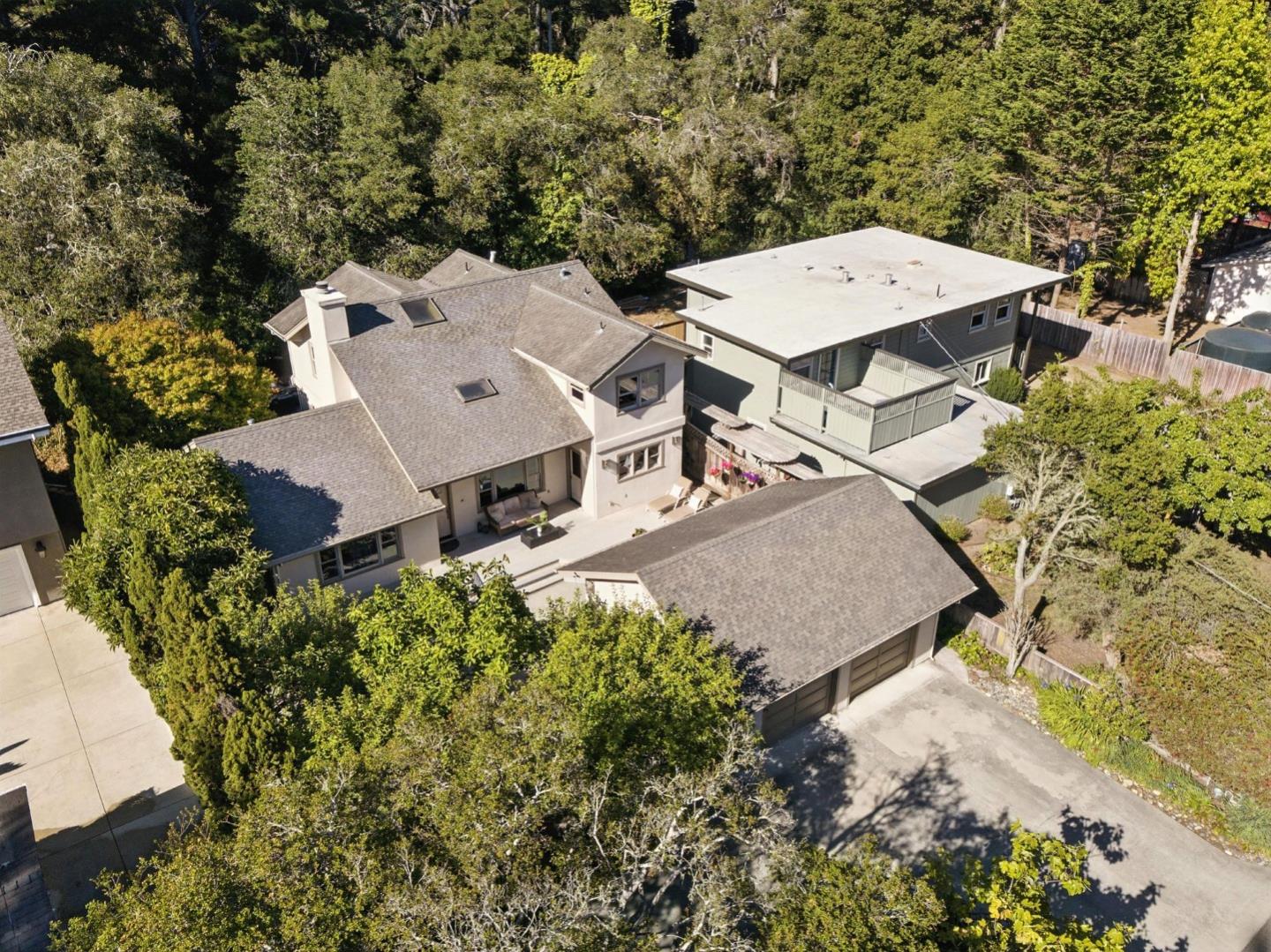 Detail Gallery Image 25 of 27 For 890 Pinetree Ln, Aptos,  CA 95003 - 3 Beds | 2/1 Baths