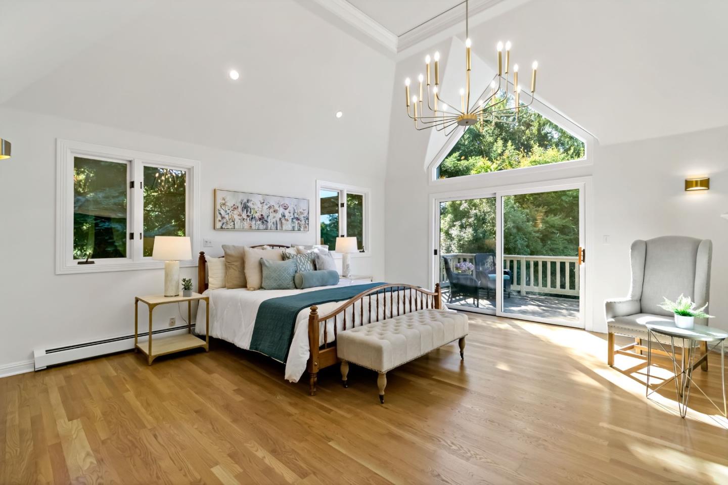 Detail Gallery Image 36 of 92 For 136 Finger Ave, Redwood City,  CA 94062 - 4 Beds | 3/1 Baths