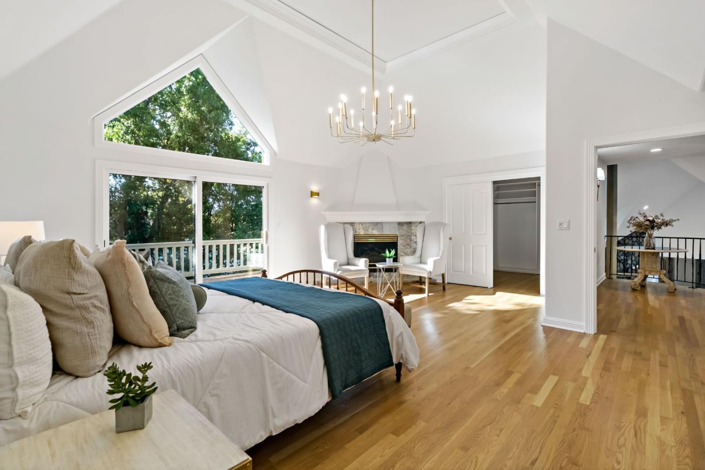 Detail Gallery Image 43 of 92 For 136 Finger Ave, Redwood City,  CA 94062 - 4 Beds | 3/1 Baths