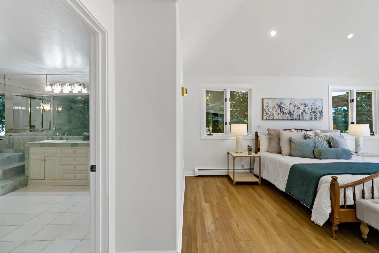 Detail Gallery Image 45 of 92 For 136 Finger Ave, Redwood City,  CA 94062 - 4 Beds | 3/1 Baths