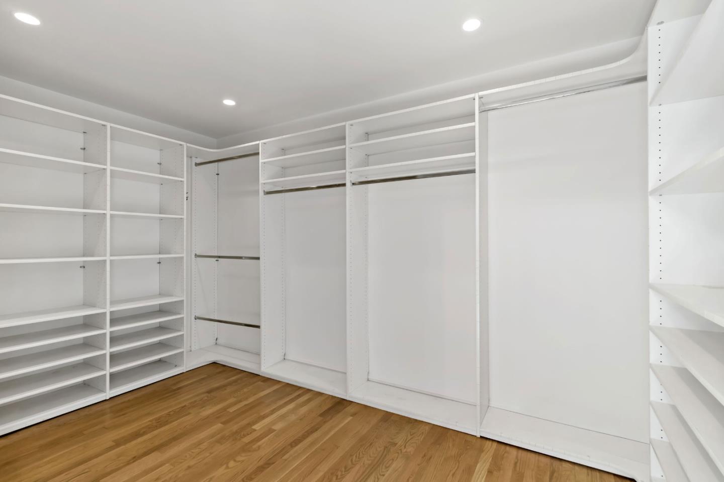 Detail Gallery Image 49 of 92 For 136 Finger Ave, Redwood City,  CA 94062 - 4 Beds | 3/1 Baths