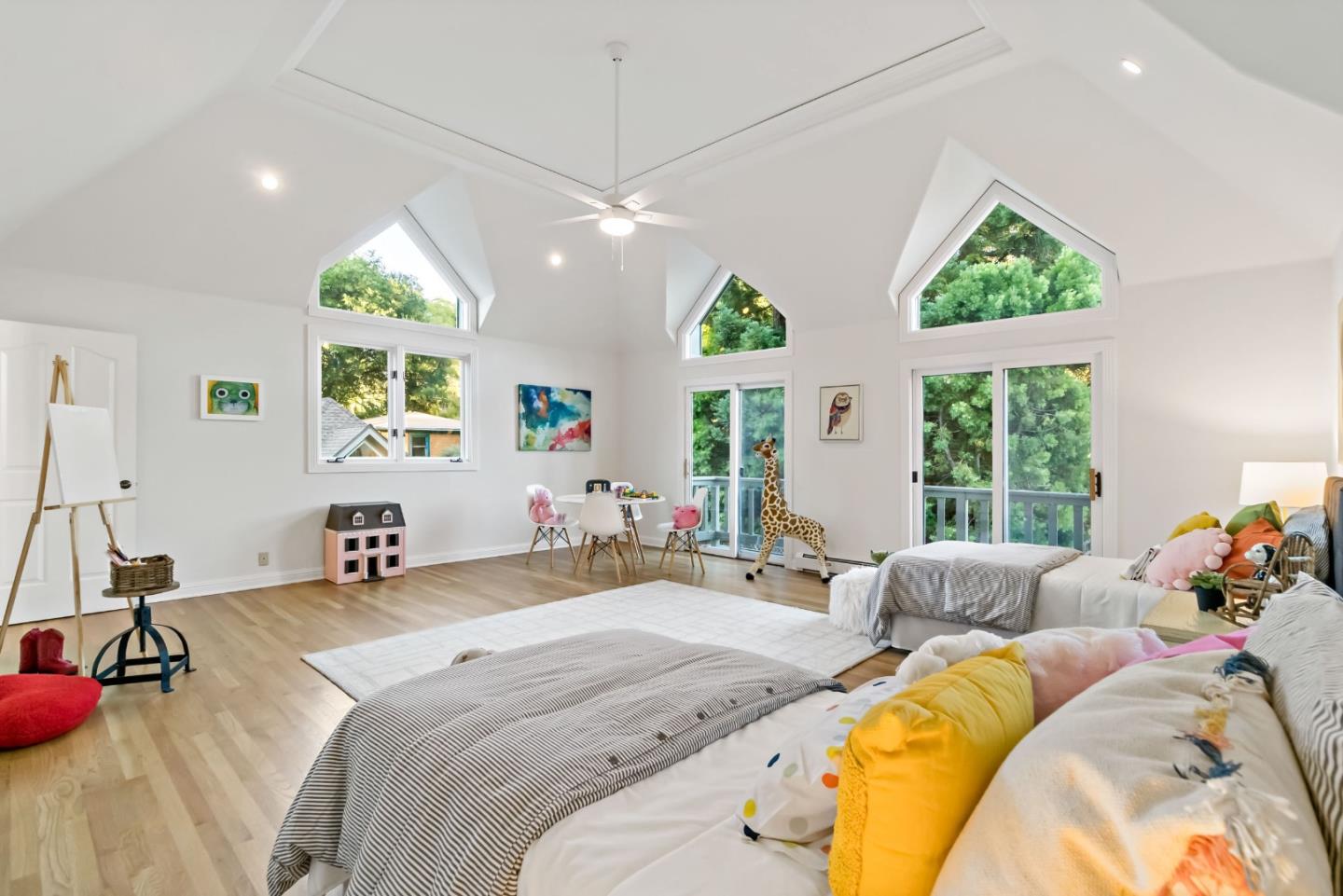 Detail Gallery Image 51 of 92 For 136 Finger Ave, Redwood City,  CA 94062 - 4 Beds | 3/1 Baths