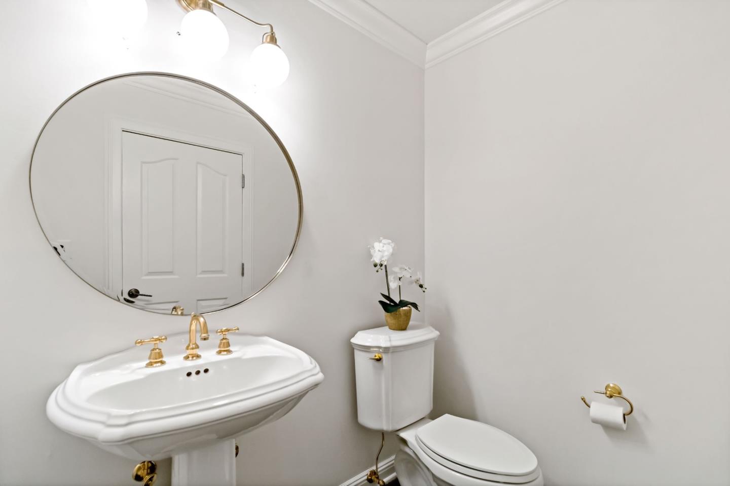 Detail Gallery Image 62 of 92 For 136 Finger Ave, Redwood City,  CA 94062 - 4 Beds | 3/1 Baths