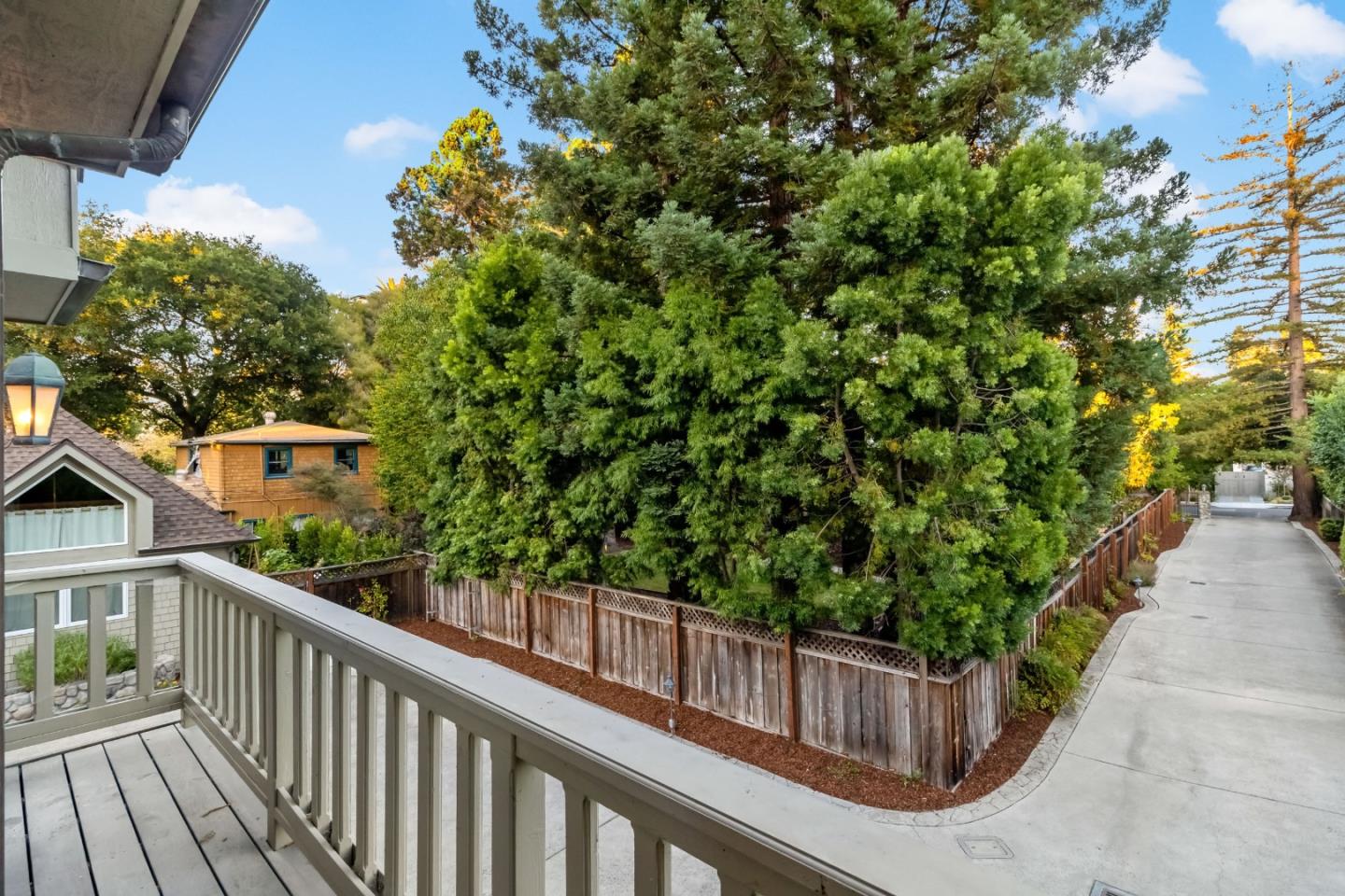 Detail Gallery Image 79 of 92 For 136 Finger Ave, Redwood City,  CA 94062 - 4 Beds | 3/1 Baths