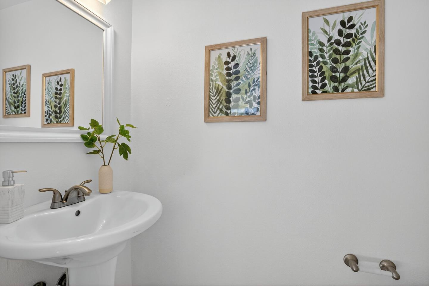 Detail Gallery Image 22 of 40 For 236 Grayson Ter, San Jose,  CA 95126 - 4 Beds | 2/1 Baths