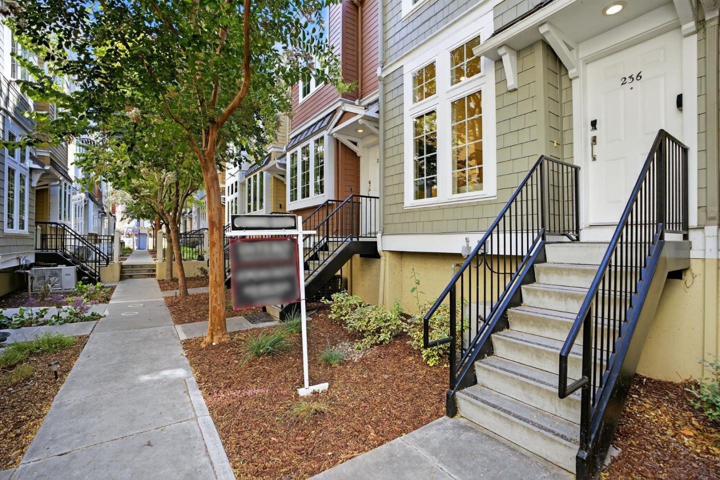 Detail Gallery Image 25 of 40 For 236 Grayson Ter, San Jose,  CA 95126 - 4 Beds | 2/1 Baths