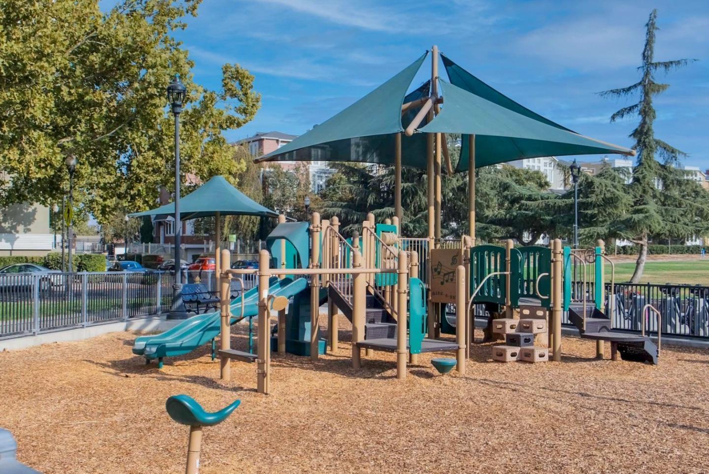 Detail Gallery Image 34 of 40 For 236 Grayson Ter, San Jose,  CA 95126 - 4 Beds | 2/1 Baths