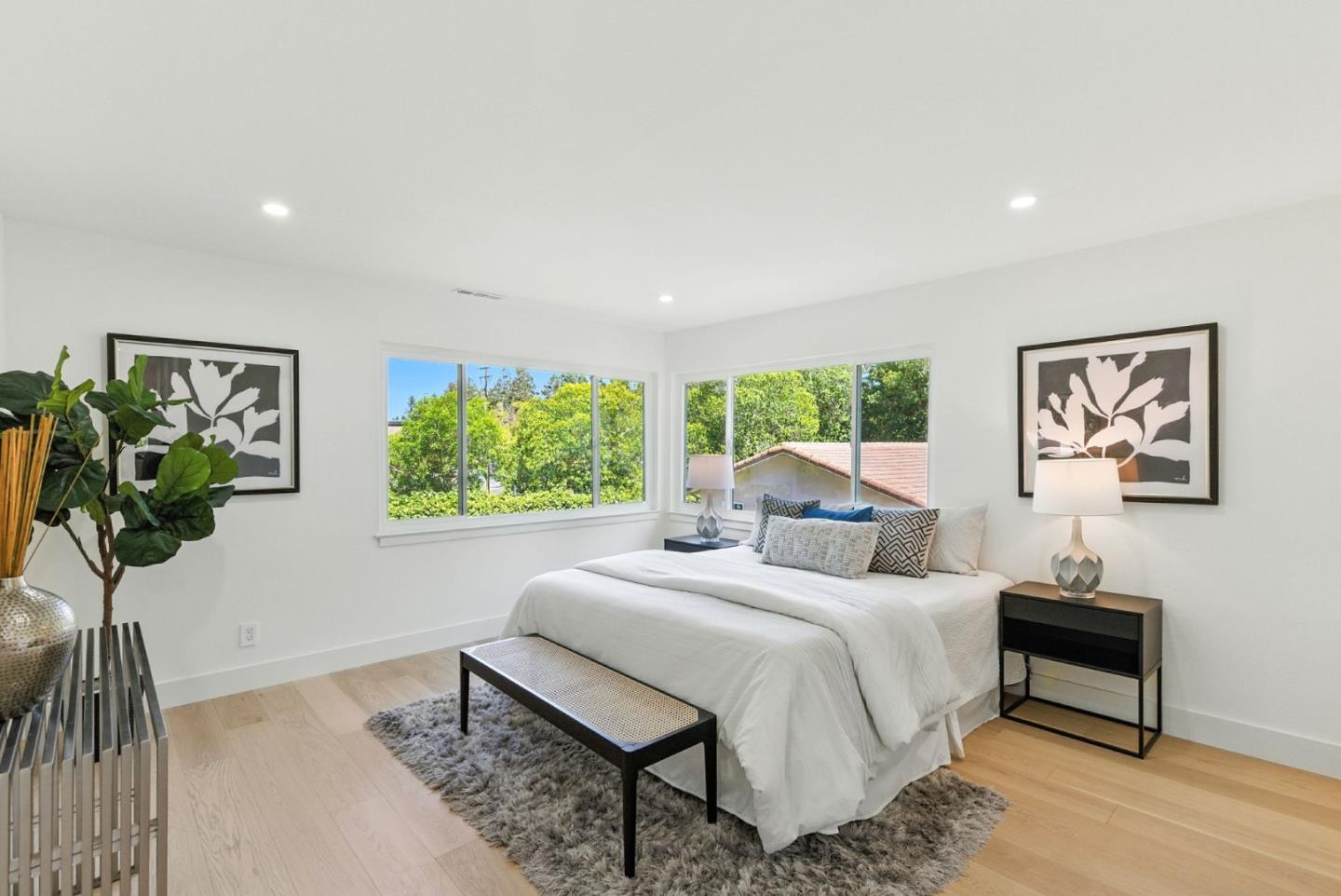 Detail Gallery Image 13 of 32 For 731 Valota Rd, Redwood City,  CA 94061 - 4 Beds | 3 Baths