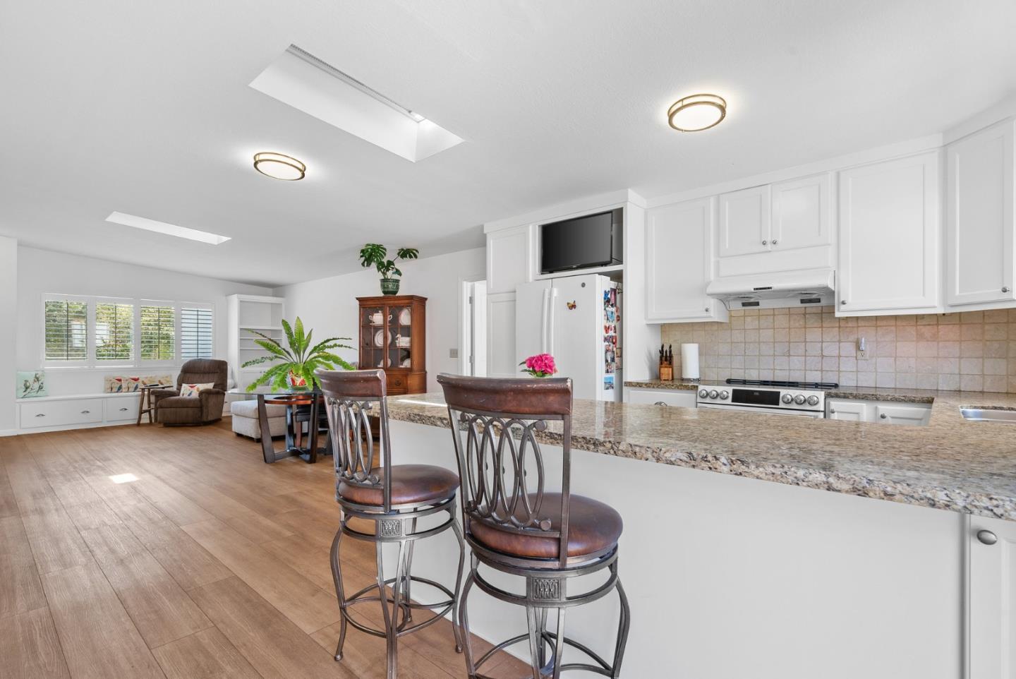 Detail Gallery Image 17 of 54 For 1881 Cox Rd, Aptos,  CA 95003 - 3 Beds | 2 Baths